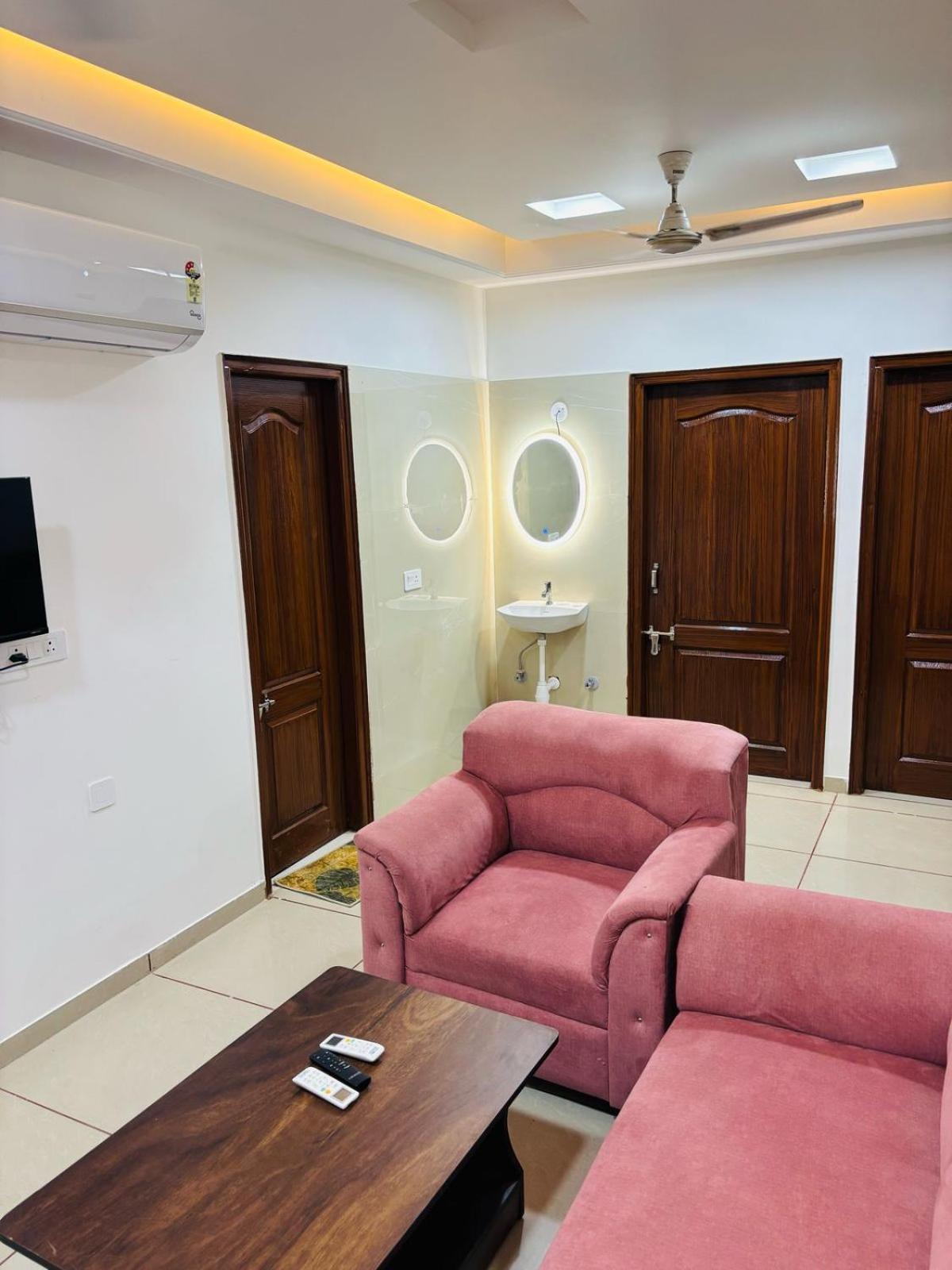 The Rainbow Retreat By Divine Hospitality Hotel Jaipur Exterior foto